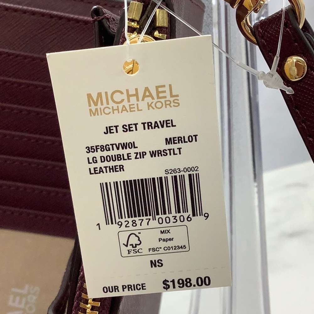 NWT-Michael Kors- Jet Set Wallet - Picture 5 of 5